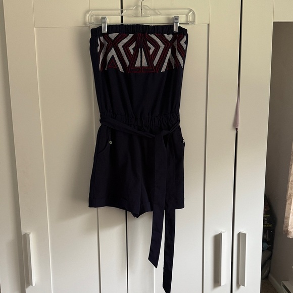 Stylish Navy Strapless Romper - Picture 1 of 7